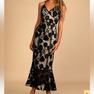 LULUS MIDI FORMAL DRESS **NEVER WORN WITH TAGS**